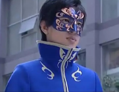 巴啦啦小魔仙:剧组真是偏心,美琪美雪住别墅,她却只有一件衣服