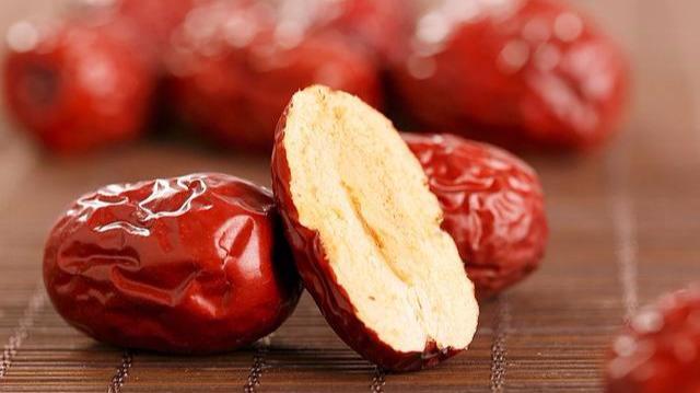 食研所 | 红枣千般好,怎样吃才最健康?有两种人