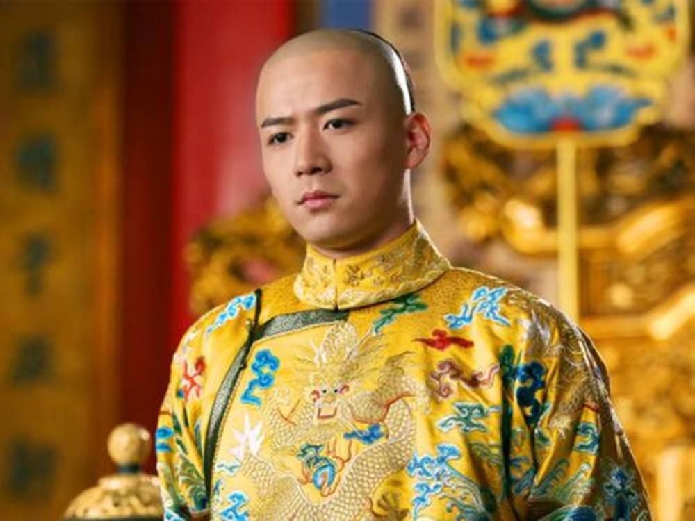 鳌拜手握四十万大军权倾朝野几点原因让他至死都没篡位