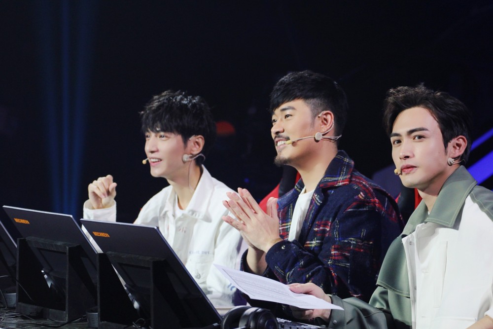 陈赫深夜发文,确定要退出《超越吧英雄》,队长