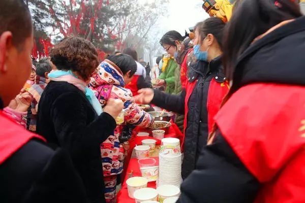 省政协十二届二次会议今天开幕 河南进入两会