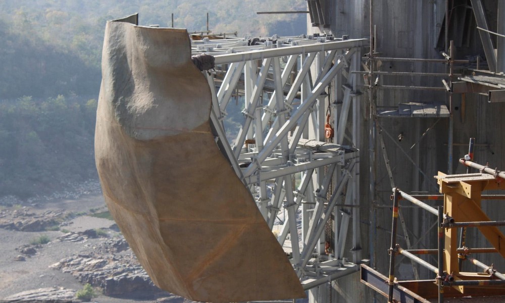 印度人最嫌弃的雕像,只因有中国制造标识,网友