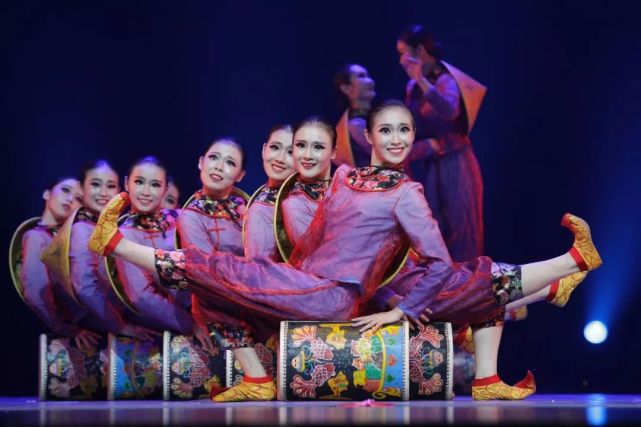 脚擂鼓|张思静|温·暖