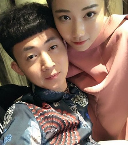 快手网红媳妇谁最受欢迎?浩南刘一手选择相同,网友:坚决不选她