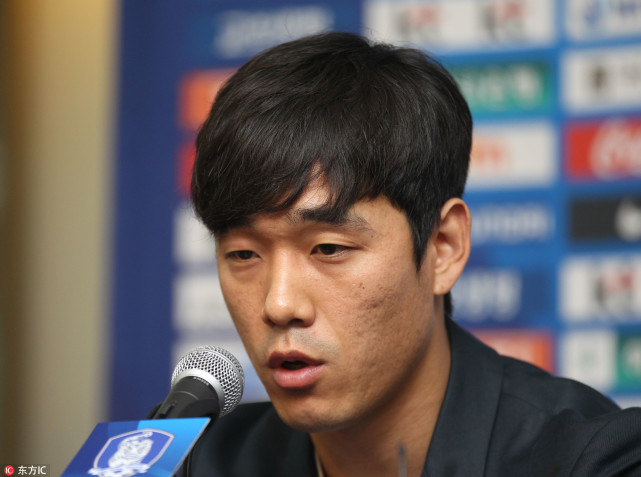 韩国兵役制度下的球员百态:孙兴慜斩获鲜花掌