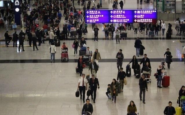 香港机场2018年吞吐量创纪录 客运7470万人次