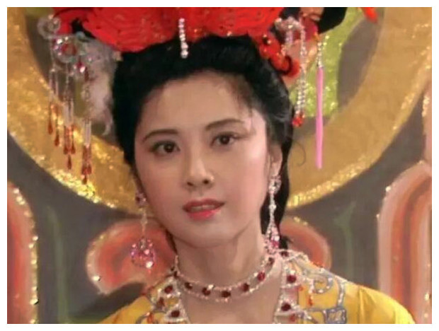 《西游记》蜘蛛精"肚脐吐丝"的真相,网友:求男演员心理阴影!