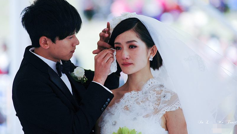 黄毅清曝张杰谢娜是铁公鸡,结婚时拿pos机让嘉