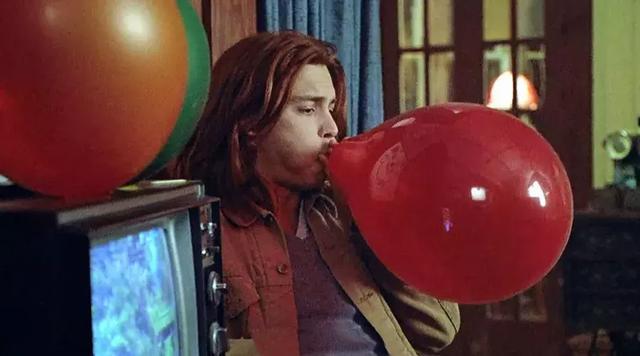 1亿人设置朋友圈仅三天可见:在麻木的世界,敏