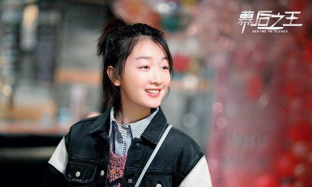 新剧幕后之王:陈数波波头霸气 周冬雨半马尾俏