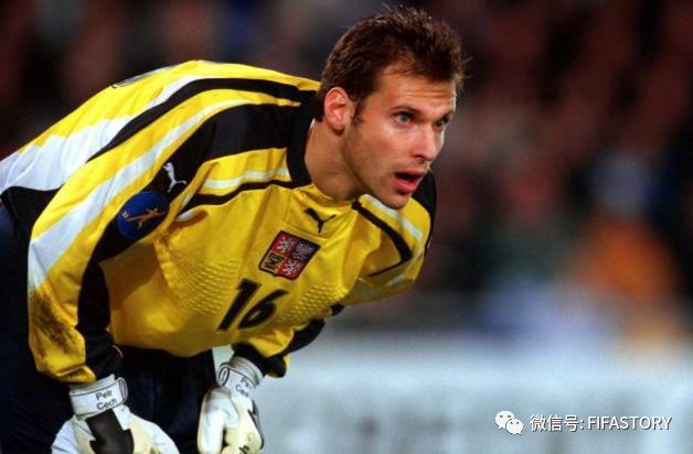 颅骨重伤13年之后门神切赫终于宣布退役原因令人心酸