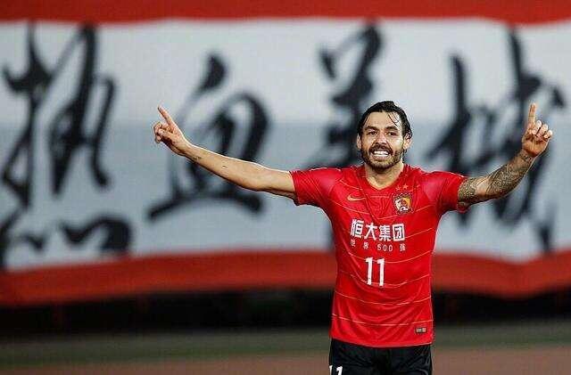 中超流言:高拉特有望完全转会 大连必买法尔考