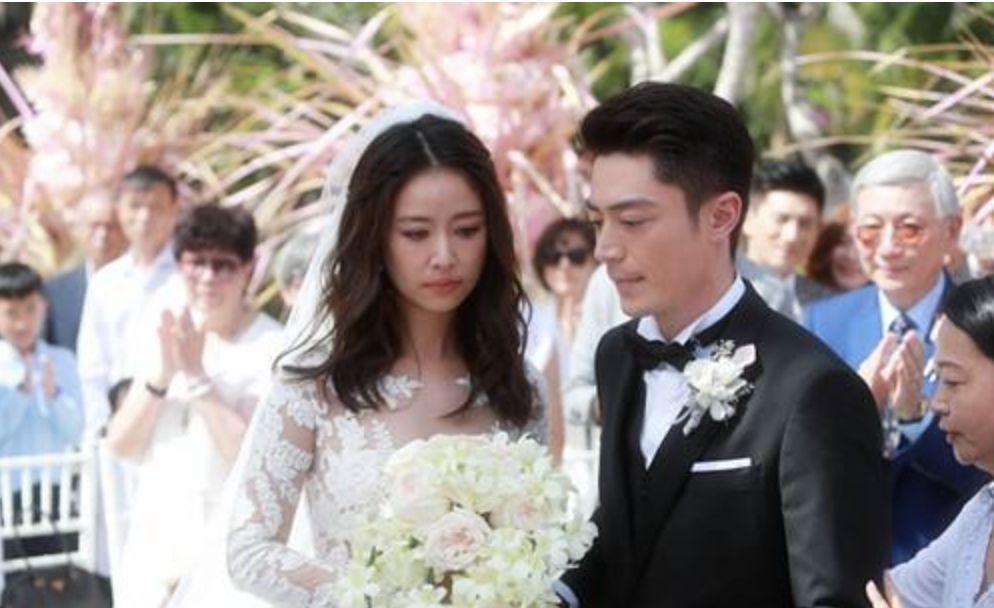 杨紫为炒CP当众挤开林俊杰抢同框?是真爱了