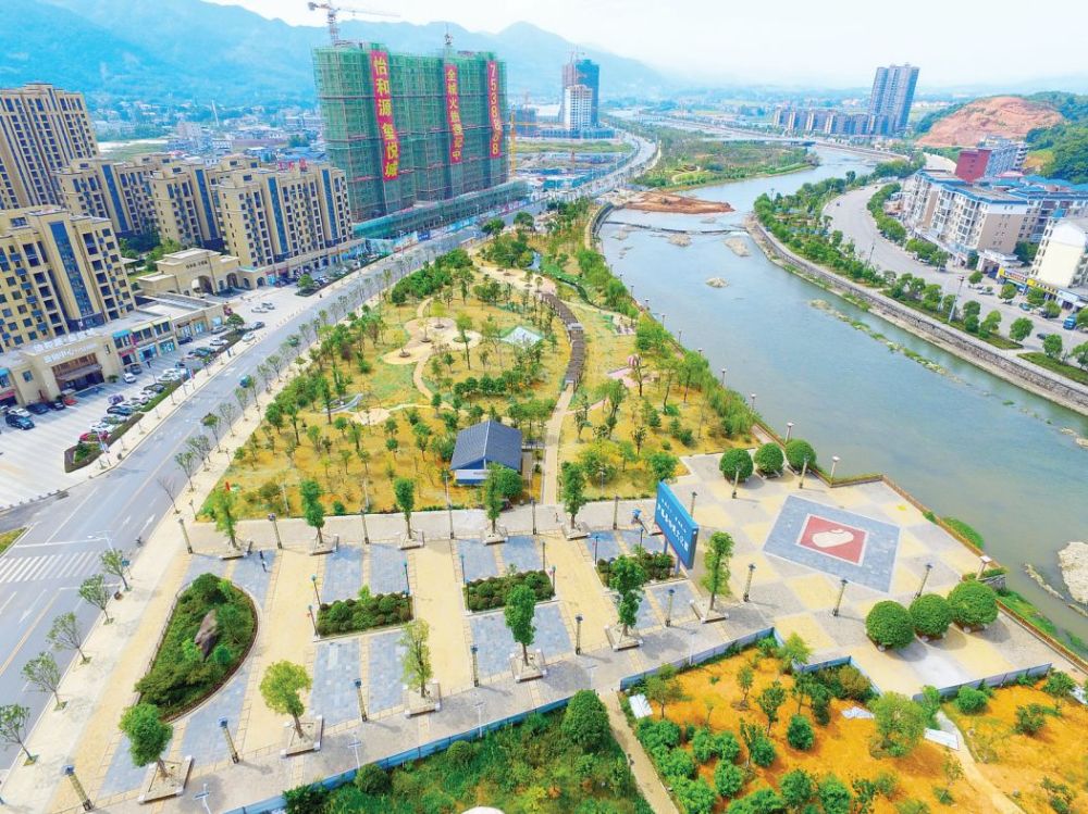 最新航拍芦溪生态新城——这画面太美我不敢看!