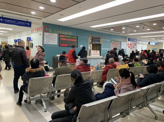 上海门急诊量增加进入就诊高峰 专家:流感疫情平稳轻症居多