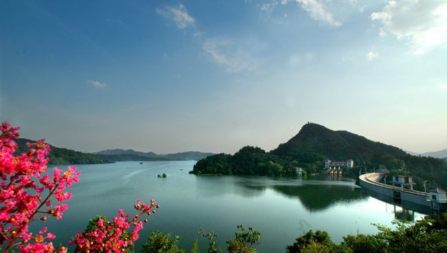 河南省新县,全国文明县城,2018年退出贫困县