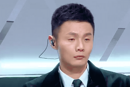 据说95%的小眼睛男歌手唱歌都好听