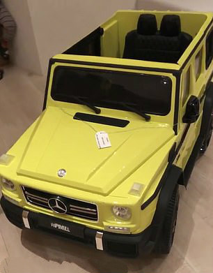 金卡戴珊小女儿过生日,大姨送了一辆迷你版奔