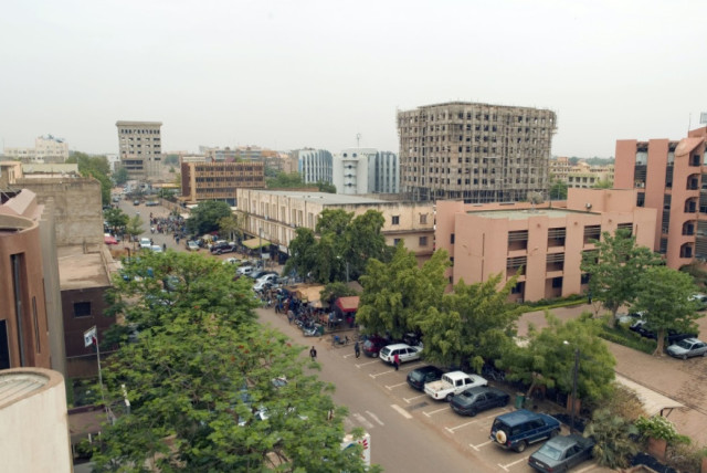 这个非洲国家治安好到爆表,实行一夫多妻制,晚