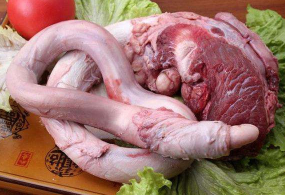 这道菜男人喜欢吃女人不敢问肉贩子吆喝刀切咕噜肉片片有眼