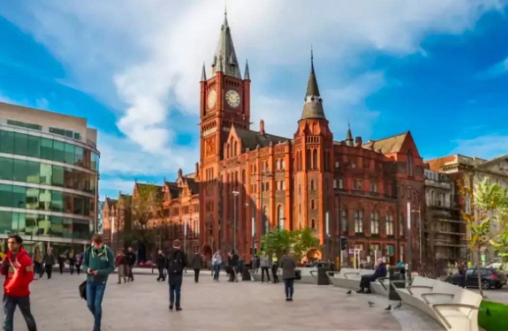 英国大学用中文提醒别舞弊,怕留学生看不懂ch