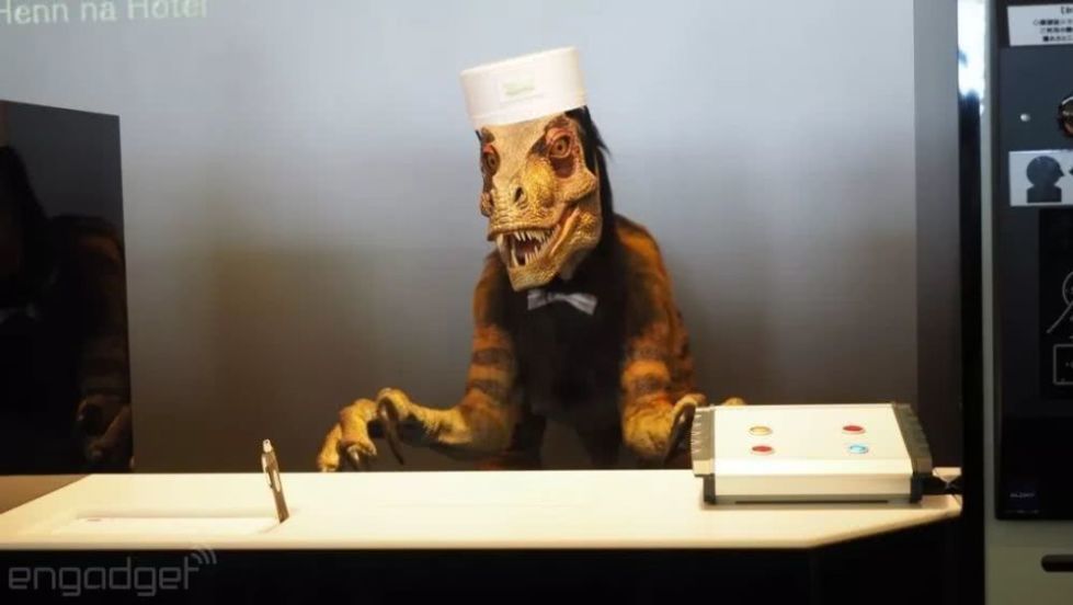 日本酒店解雇半数机器人,称故障太多增加额外