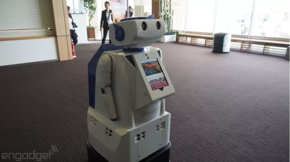 日本酒店解雇半数机器人,称故障太多增加额外