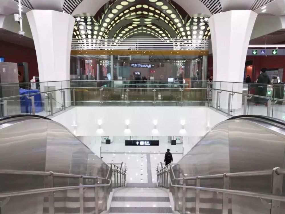 地铁|北京地铁火了！这样的设计再也不怕“挤”！