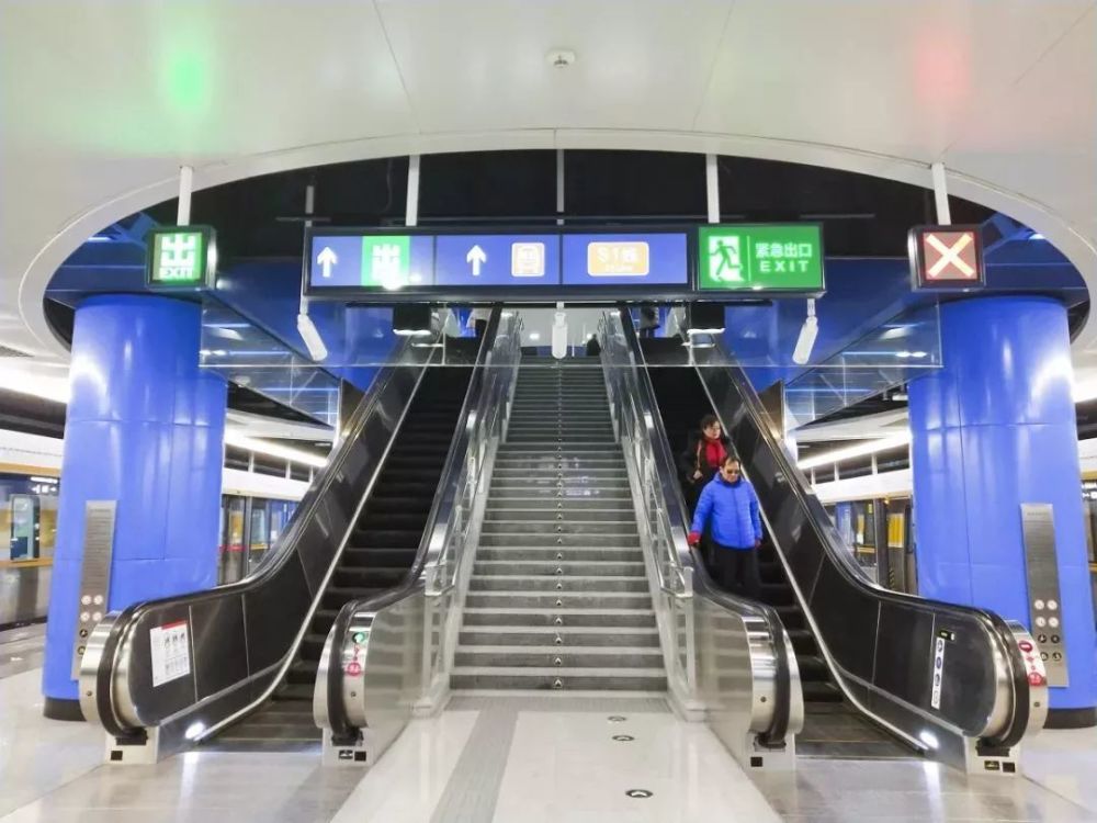 地铁|北京地铁火了！这样的设计再也不怕“挤”！