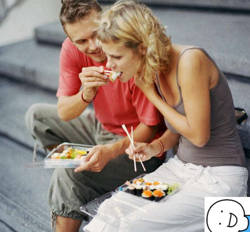 吃饭握筷子的姿势,可能决定你以后的"富贵命",第3条太准了!