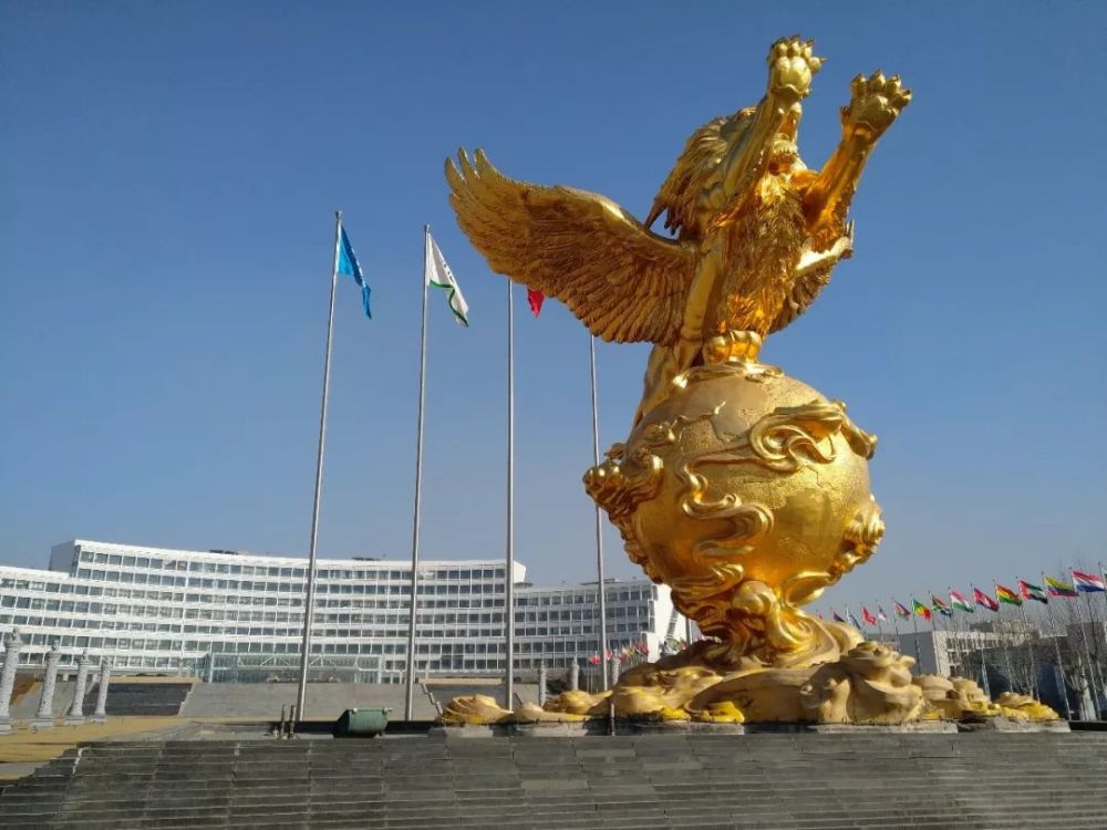 探访权健"师傅"天狮总部:飞狮用掉金粉20斤