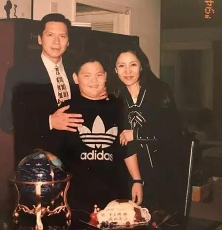 郭碧婷得向太陈岚力挺,与向佐的恋情早已跳过