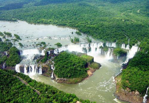 魔鬼游泳池:世界最危险的游泳池,天堂,地狱仅仅"一步之遥"!