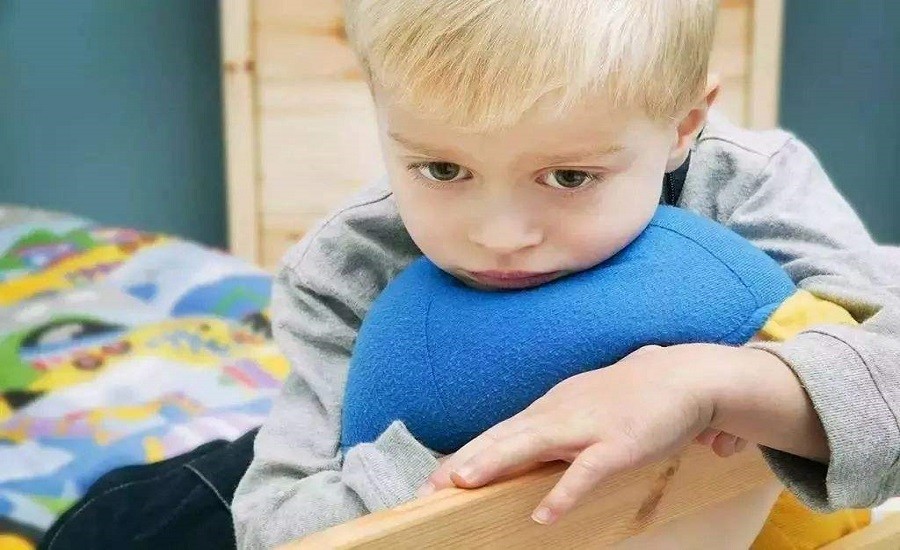 孩子第一个叛逆期并非在十几岁,而是这个时候