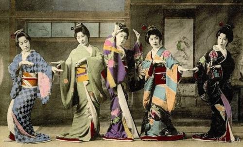 唐朝人爱画眉 古代日本人争相模仿 于是出现了这种奇葩妆容 腾讯新闻