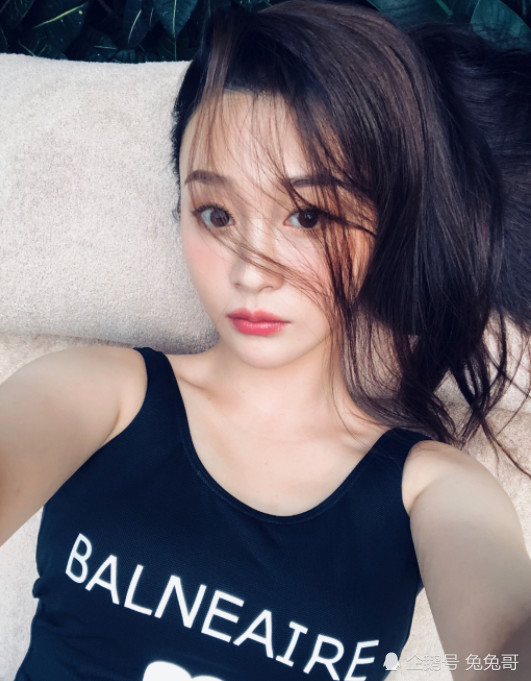 陈昱霖妈妈透露女儿看守所近况:三十多人住一