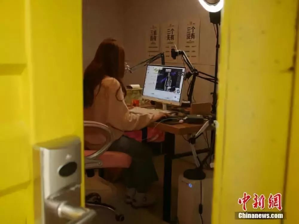 阜阳一网络女主播因整容失败跳楼轻生!这到底