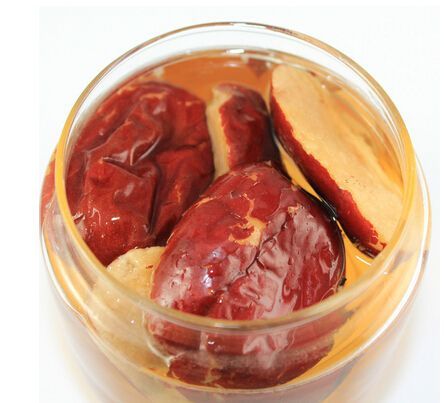 每天喝一杯红枣泡水,坚持一个月,身体会有什么