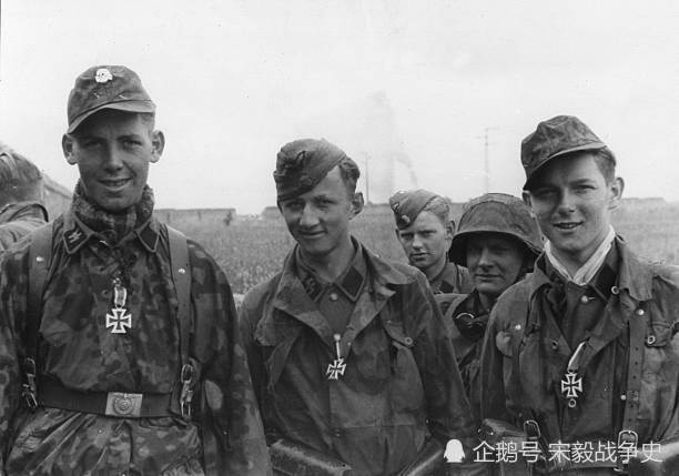 二戰這支德軍被美軍包圍身陷絕境，最後的要求卻是頒發鐵十字勛章 歷史 第7張