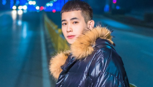 快手吴迪"床上"诱惑,胸口"睁眼关公"成亮点,网友:怕了怕了