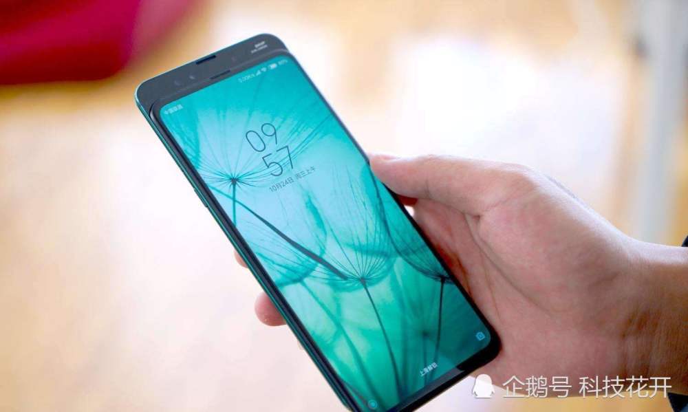 5G手机扎堆上市,价格只贵500元,网友却选择4