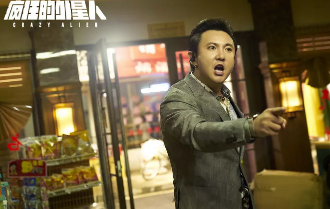 预售票房破1100万,成龙新作和4部大片撞上,对