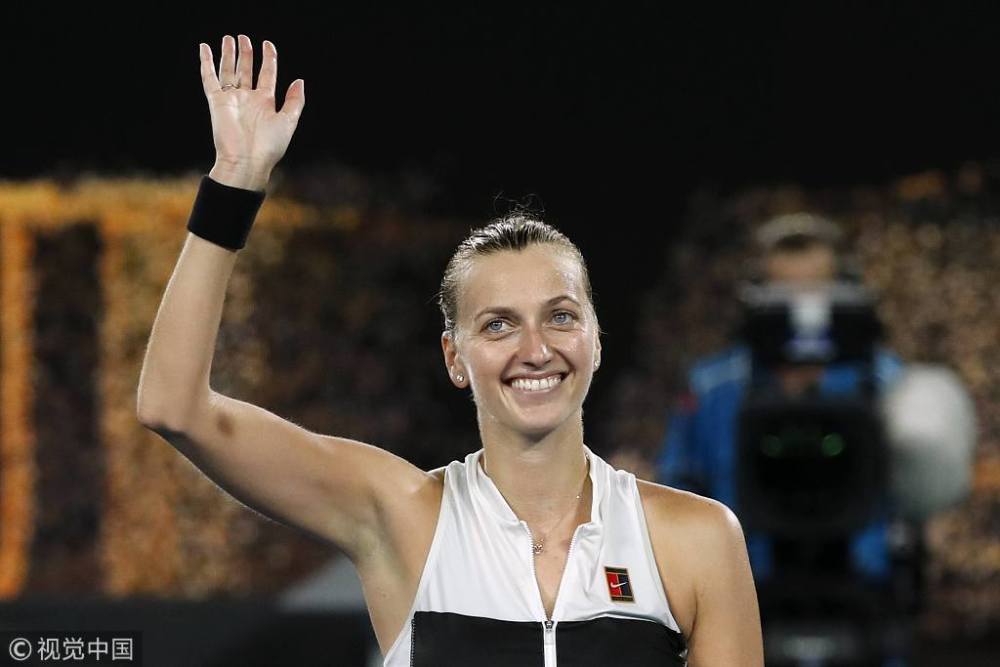 科娃:支持顶棚关闭新政策 盼借李娜吉言澳网夺冠