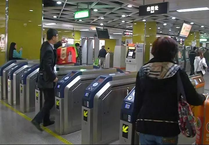 最便民!广州地铁春节营运时间加长,过年回家稳