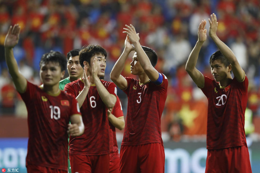 包含越南足球专家希望与国足同组的词条