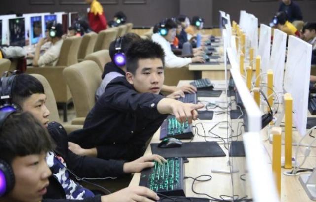 电竞新增两个职业!运营师稀缺 专业陪练看齐传