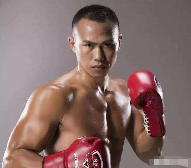 肥鸭没发话,西提猜接受了周志鹏的挑战,网友:精神可嘉