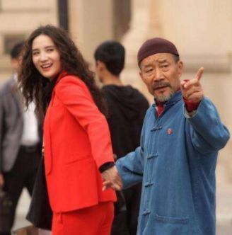 64岁张雪健妻子曝光,不仅漂亮贤惠还来头不小,儿子也是高学历