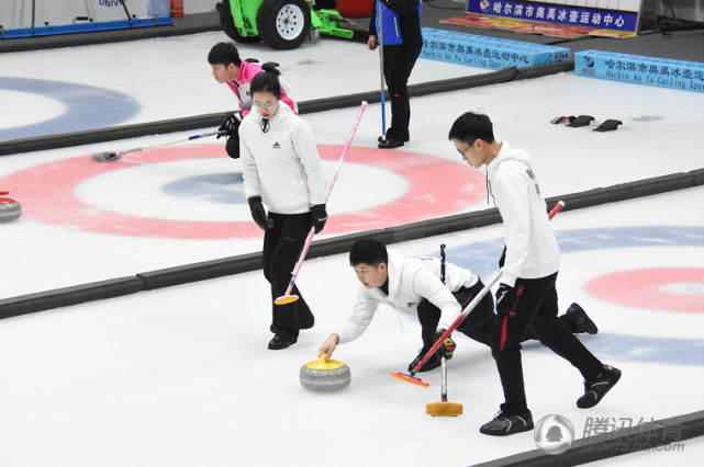 全国混合四人冰壶赛王奉春率队登顶 坦言冠军