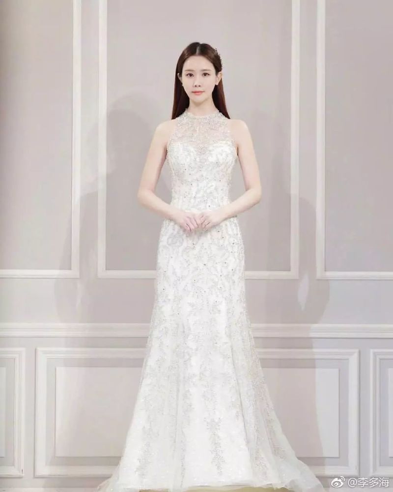 李多海整到认不出?感慨童年记忆被毁同时只能扒一波穿搭来静一静